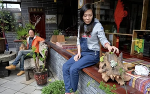 Cô giáo từng “bỏ việc đi khắp thế giới” sau 11 năm nay trở về quê: Cuộc sống giờ khác xa tưởng tượng