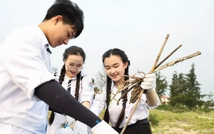 Hàng nghìn người trẻ 'nhập cuộc' thử thách 21 ngày sống xanh