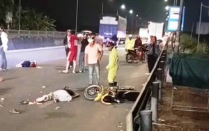 Ba cha con thương vong khi ô tô va chạm xe máy
