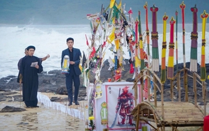 Đạo diễn Đinh Tuấn Vũ kéo nhạc sĩ Nguyễn Văn Chung vào drama tâm lý kịch tính cùng Tiểu Vy, Quốc Trường