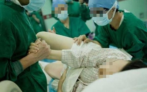 Cô gái 20 tuổi bất ngờ sinh bé gái 2,7kg sau một lần đau bụng: "Tôi tưởng ngộ độc thực phẩm"