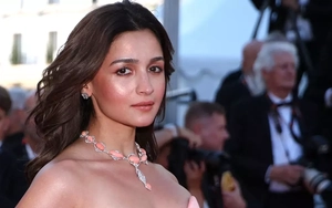 Số phận váy khỏa thân bị cấm ở Cannes