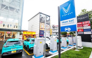 Sạc xe điện qua đêm: Xoá bỏ nỗi lo mất an toàn từ công nghệ quản lý pin tiên tiến của VinFast