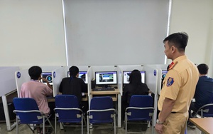 Bị trừ hết điểm giấy phép lái xe: Thi lại khó gấp đôi