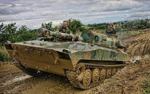 Vì sao pháo tự hành 2S1 từ quân đội cũ của Iraq lại xuất hiện ở Ukraine?