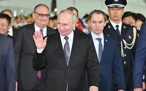 Chàng trai Trung Quốc duy nhất được gặp riêng Tổng thống Nga Putin hôm nay là ai?
