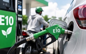 Vì sao giá xăng sinh học E10 rẻ hơn xăng khoáng?