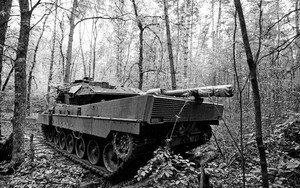 Ukraine đã mất 90% số xe tăng hạng nặng Stridsvagn 122