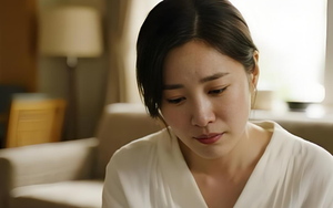 "Mẹ đã chịu đựng đủ rồi!": Câu nói của người mẹ hoa khôi từng nổi tiếng nhất làng, khiến tôi không cầm được nước mắt