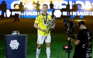 Ghi 2 bàn giúp Al Nassr vô địch, Ronaldo bật khóc