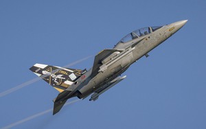 'Anh em song sinh' của Yak-130 sẽ huấn luyện phi công tiêm kích F-35 cho NATO