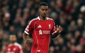Liverpool nhận cú sốc lớn trước đại chiến với Man Utd