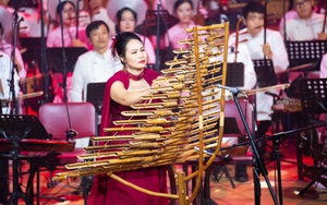 130 nghệ sĩ cùng kể câu chuyện Việt Nam bằng âm nhạc dân tộc