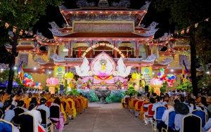 Văn khấn cúng lễ Phật đản 2026