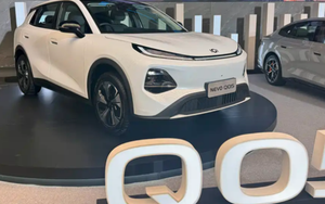 Hãng xe xây nhà máy tại Huế ra mắt SUV cỡ nhỏ: Giá quy đổi 510 triệu đồng, một lần sạc đi 462km