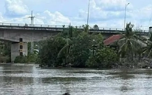Phát hiện thi thể nhân viên trường cấp 3 trên sông với nhiều vết thương