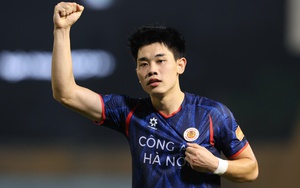 Ghi liền 7 bàn sau 4 trận, Đình Bắc được VPF vinh danh bằng giải thưởng ở V.League
