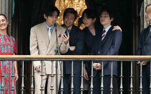 Lịch sử gọi tên BTS: 7 thành viên gặp gỡ Tổng thống Mexico, còn nhận "đặc quyền" mở fanmeeting 50.000 người ngay tại Cung điện Quốc gia