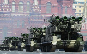 Nga 'mở toang' lãnh thổ cho Ukraine tấn công khi dồn phòng không về thủ đô Moscow