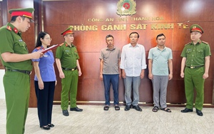 Lập hồ sơ khống để rút tiền công trình, nguyên lãnh đạo xã và giám đốc bị bắt
