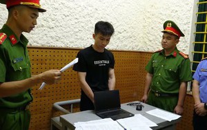 Người đàn ông tự xưng kiến trúc sư, chủ doanh nghiệp gây náo loạn khu chợ