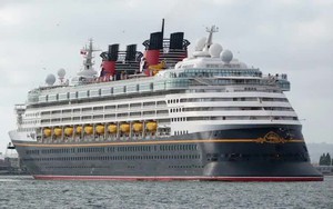 Nhiều nhân viên tàu du lịch Disney bị bắt trong cuộc điều tra về xâm hại trẻ em