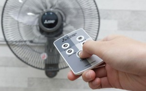 Rút phích cắm khi quạt vẫn đang chạy có sao không? Giật mình biết đáp án