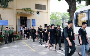 Triệt phá tụ điểm công nghệ cao, thu giữ 73 máy tính, 134 điện thoại, 20 bộ thiết bị phát sóng Wifi, 34 USB và bắt giữ 4 đối tượng