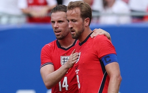 Đội tuyển Anh bị trộm: Harry Kane mất giày, chỉ còn 1 quả bóng