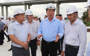 Đèo Cả thi công công trình phức tạp bậc nhất ĐBSCL, Bộ trưởng: “Đây là niềm tự hào của ngành xây dựng VN”