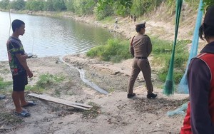 Dẫn trâu đi ăn cỏ, người đàn ông bàng hoàng khi phát hiện "người quen" nhờ chi tiết này: Vụ việc kỳ quái!