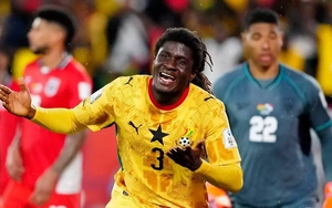 Ghana giành 3 điểm nhờ khoảnh khắc nghẹt thở phút bù giờ, dẫn đầu bảng đấu cùng tuyển Anh