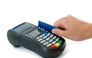 Công an cảnh báo tới tất cả những ai sử dụng dịch vụ “đảo thẻ tín dụng”, rút tiền trái quy định qua máy POS