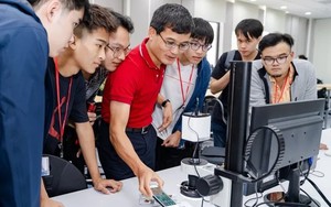 Một trường ĐH vừa tung học bổng gần 1 tỷ đồng/năm để “chiêu mộ nhân tài” AI, kỹ thuật: Trợ cấp thêm tới 30 triệu đồng/tháng