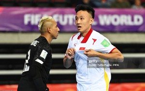 Huyền thoại tuyển Việt Nam bất ngờ trở lại thi đấu sau khi giải nghệ
