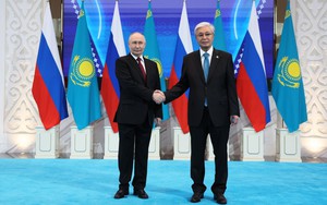 Nga và Kazakhstan vừa ký thỏa thuận hạt nhân 16,4 tỷ USD: Rosatom sẽ mang "cực phẩm" nào sang?