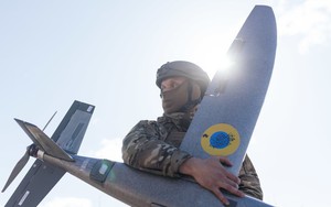 Anh thông báo sẽ gửi cho Ukraine một lượng cực lớn UAV