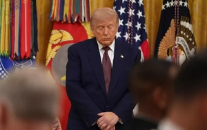 Iran nắm đằng chuôi, Tổng thống Mỹ Trump chưa thoát ‘tâm bão’
