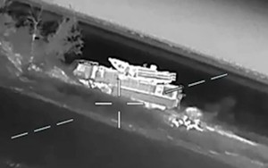 Xem Pantsir-S2 của Nga bốc cháy sau cuộc tấn công UAV chính xác ở Zaporizhzhia