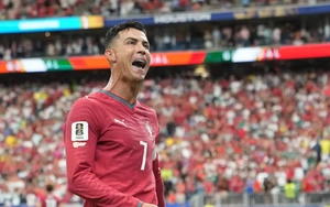 Ronaldo nói gì khi lập kỷ lục ghi bàn 6 kỳ World Cup?