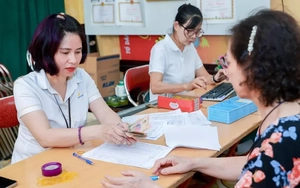Vụ cụ bà 97 tuổi nhận lương hưu: BHXH Hà Nội lên tiếng, đề xuất bỏ giới hạn giấy ủy quyền