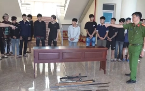Hỗn chiến trong đêm khiến 2 người nhập viện