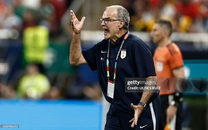 “Vỡ vụn” từ bên trong, đội tuyển 2 lần vô địch World Cup dừng bước ê chề ngay từ vòng bảng