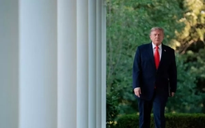 Tổng thống Mỹ Trump dọa áp thuế 100% với mọi quốc gia đánh thuế dịch vụ số
