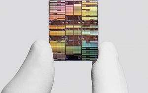 Đột phá kiến trúc chip, IBM vượt qua ranh giới vật lý gần như bất khả thi, giới thiệu chip 0,7nm đầu tiên trên thế giới