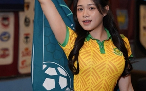 Tuyên bố "cởi áo" ăn mừng nếu đội tuyển thắng trận, hot girl khiến CĐM được một phen hú hồn
