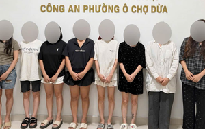 Công an ập vào căn nhà trên phố Hà Nội, bắt quả tang 8 thiếu nữ
