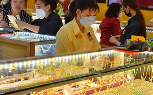 Từ 1/7 mua bán vàng miếng phải nộp thuế thu nhập cá nhân, Bộ Tài chính nói gì?