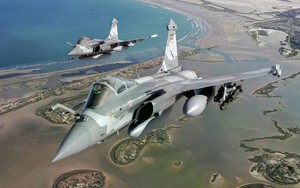 Rafale nhận ra sức mạnh của Su-35 khi đụng độ trực tiếp