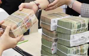 Lãi suất ngân hàng đầu tháng 7 thế nào?